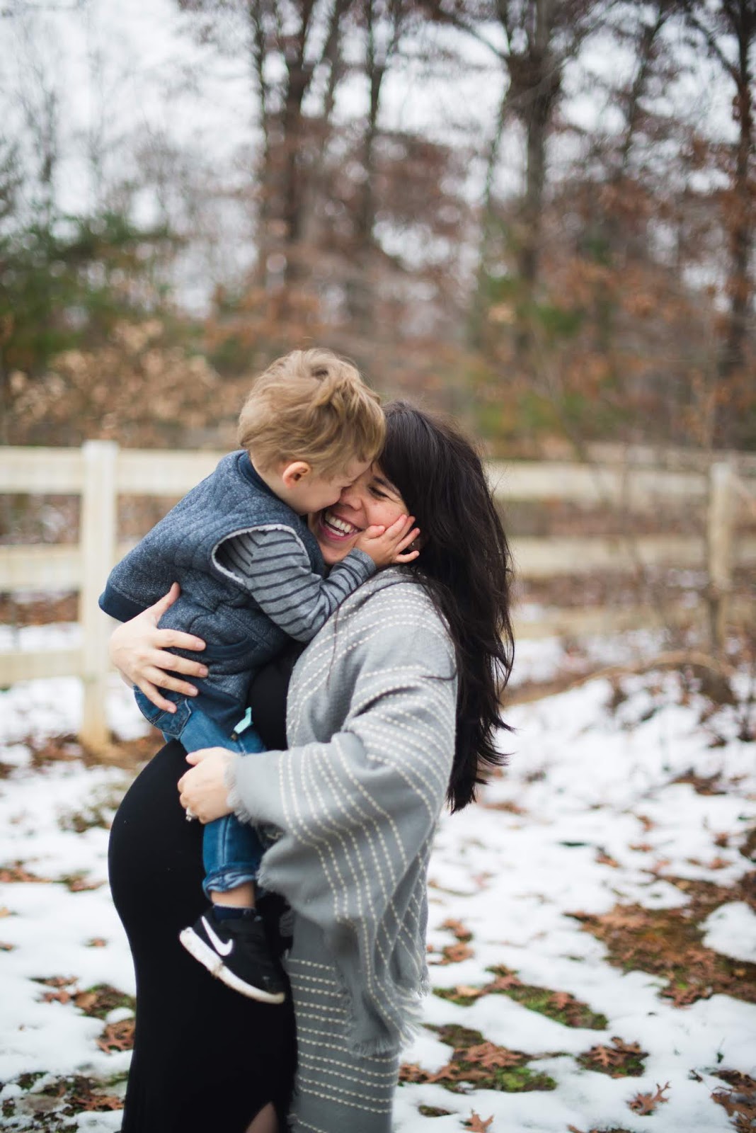 Details 167+ maternity snow pants hethongthietbivesinh.vn