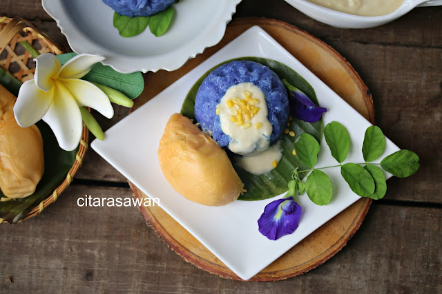 Ciara Cordelia Memoblog Pulut Durian Bunga Telang