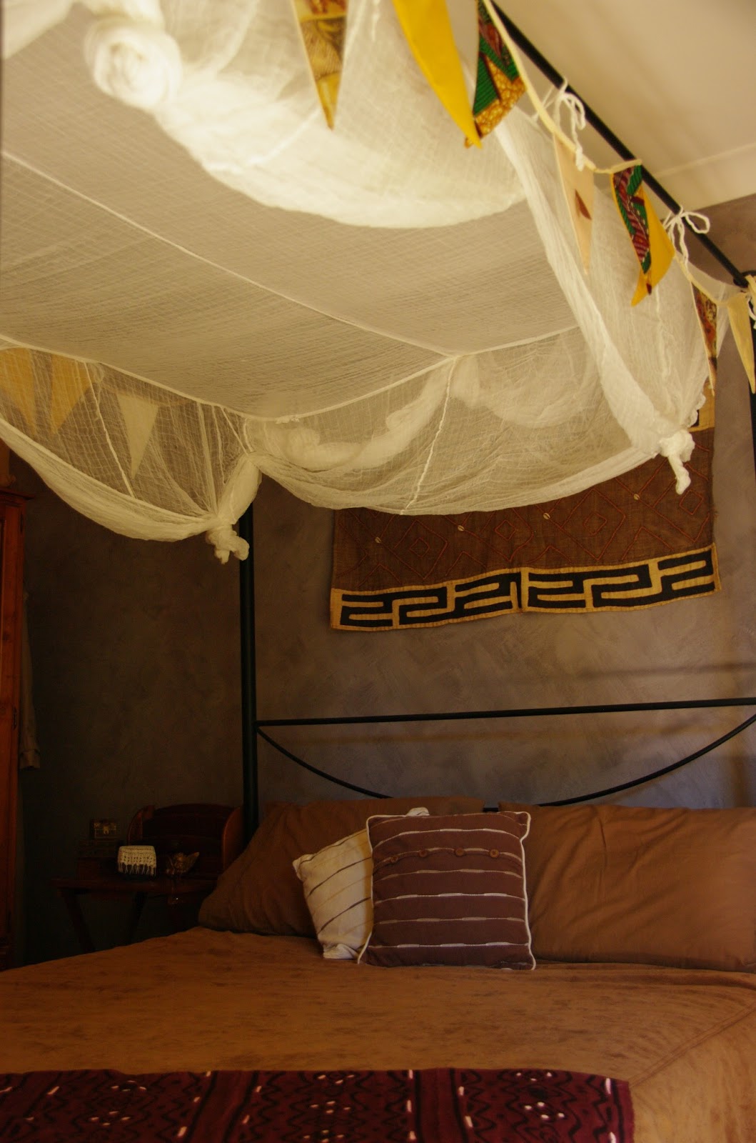 Homespun bliss Our vintage safari style bedroom