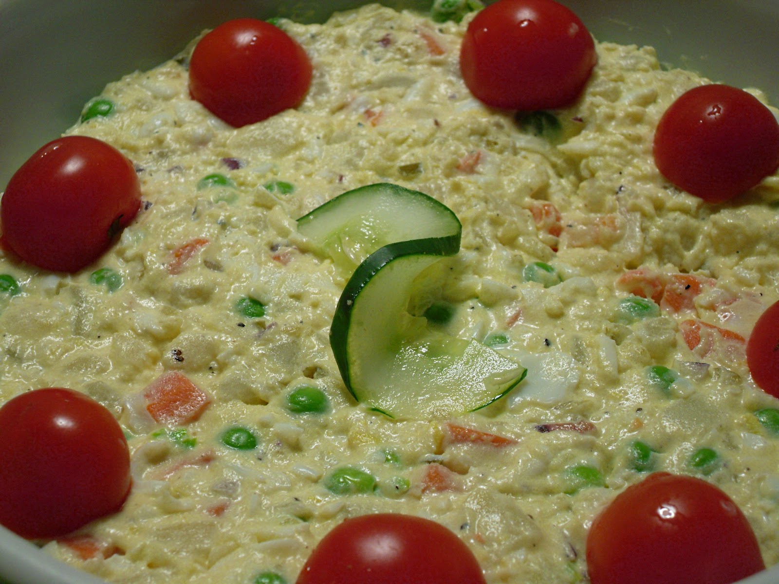 Comfy Cuisine Home Recipes from Family & Friends Salata Jarzynowa