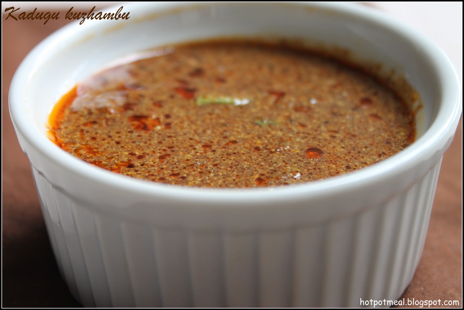 Hot pot cooking kadugu kuzhambu (Mustard gravy)