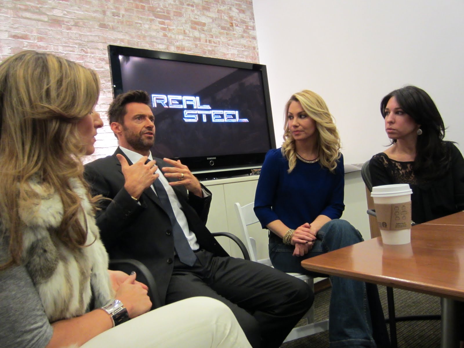 Review - Real Steel Movie Action Figures from Jakks Pacific! - Gay NYC Dad