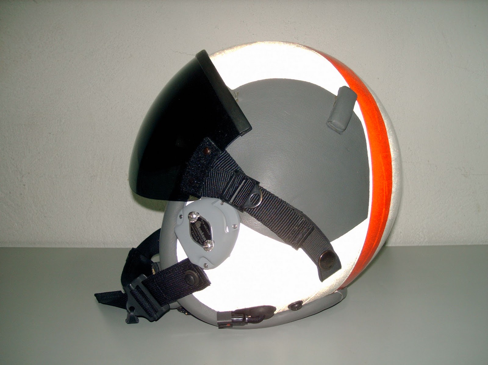 Cascos de Vuelo: HGU-55/P, encintado+decoracion+receiver antiguos.