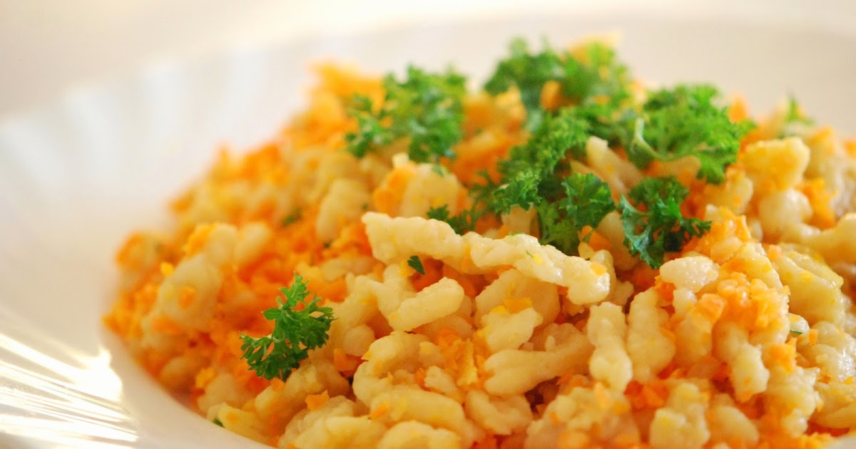 Probieren und Studieren : Spätzle mit Möhrenraspel &amp; Petersilie