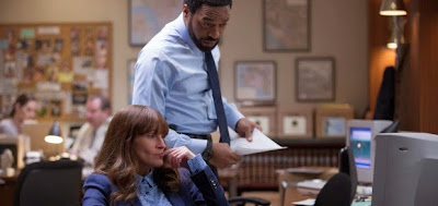Chiwetel Ejiofor and Julia Roberts in The Secret in Their Eyes remake