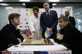 Echecs à Bilbao : Magnus Carlsen remporte le tournoi au départage face à Vassily Ivanchuk sur le score 1,5 à 0,5 © site officiel 