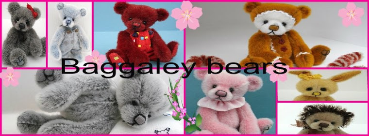 Miniature Artist Bears By Vicki Of Baggaley Bears