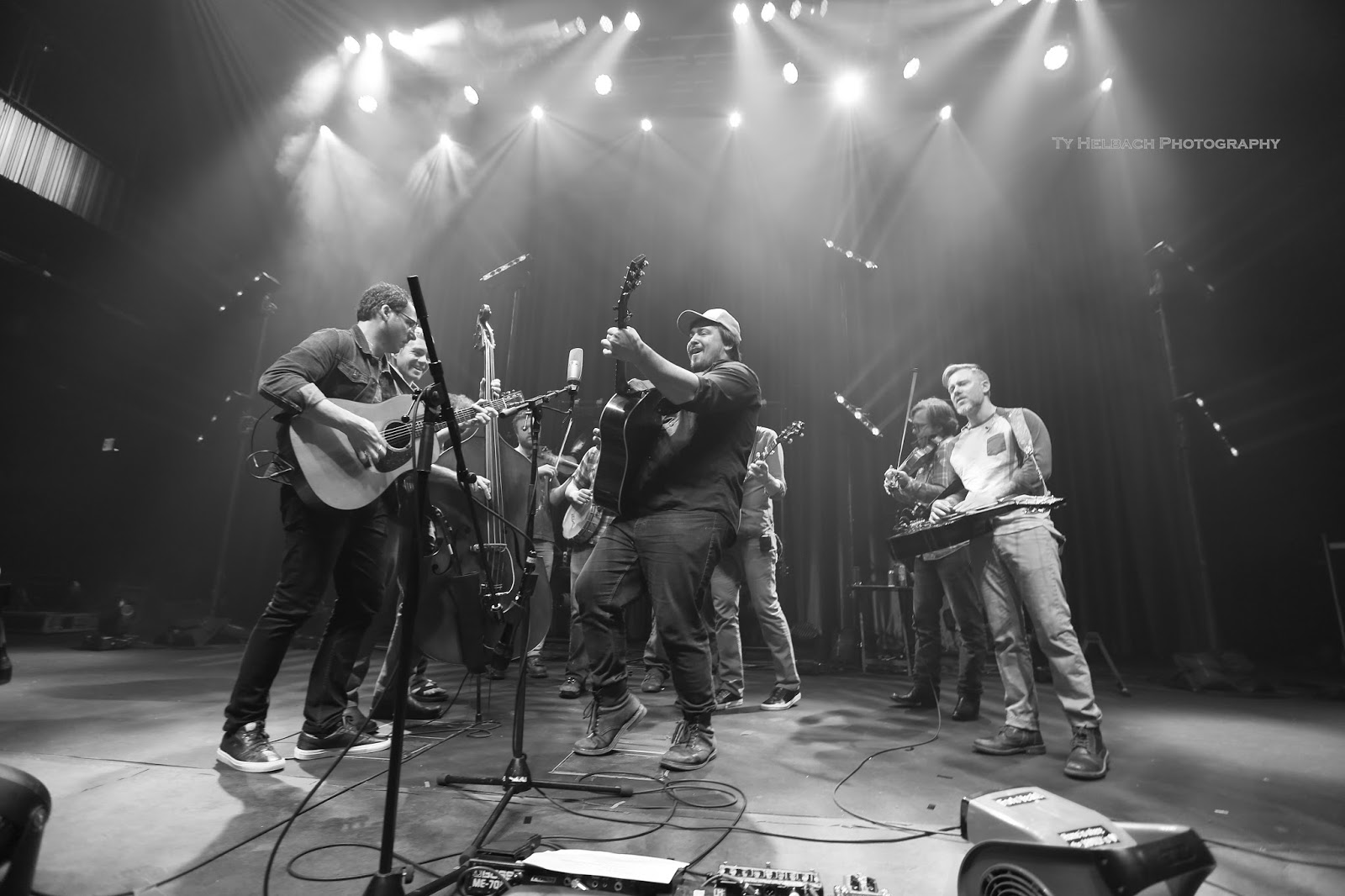 Ty Helbach Photography On tour with Horseshoes and Hand Grenades