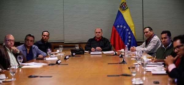 Entró en vigencia decreto presidencial de Gaceta oficial Nº 41.376 sobre el impulso de producción en Pdvsa Entró en vigencia decreto presidencial de Gaceta oficial Nº 41.376 sobre el impulso de producción en Pdvsa