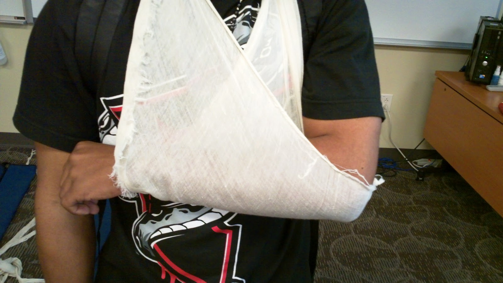 NLC FIRST AID Soft Splint (Sling)