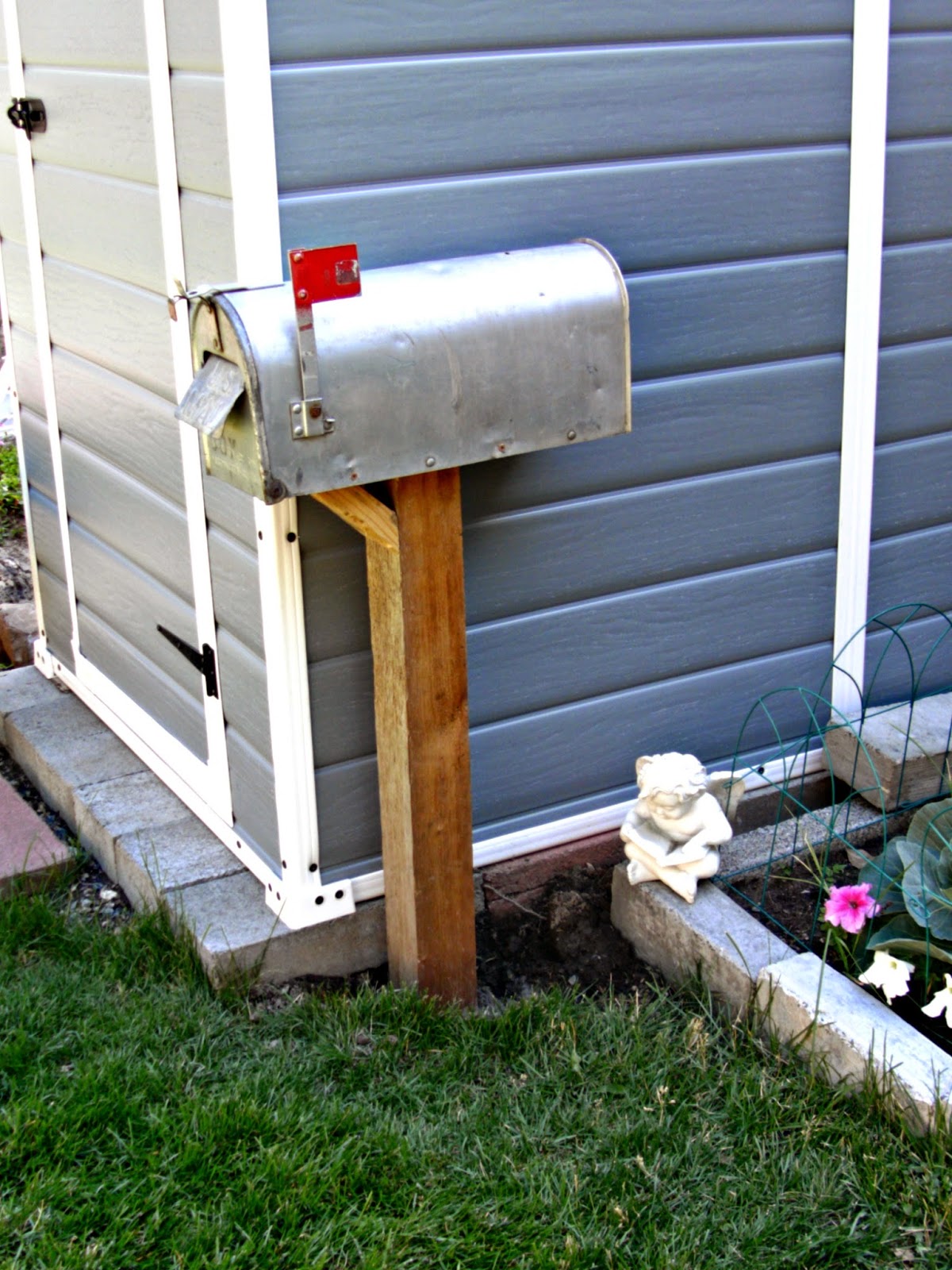 Mailbox Garden Tool Storage Weekend Yard Work Series Little Vintage