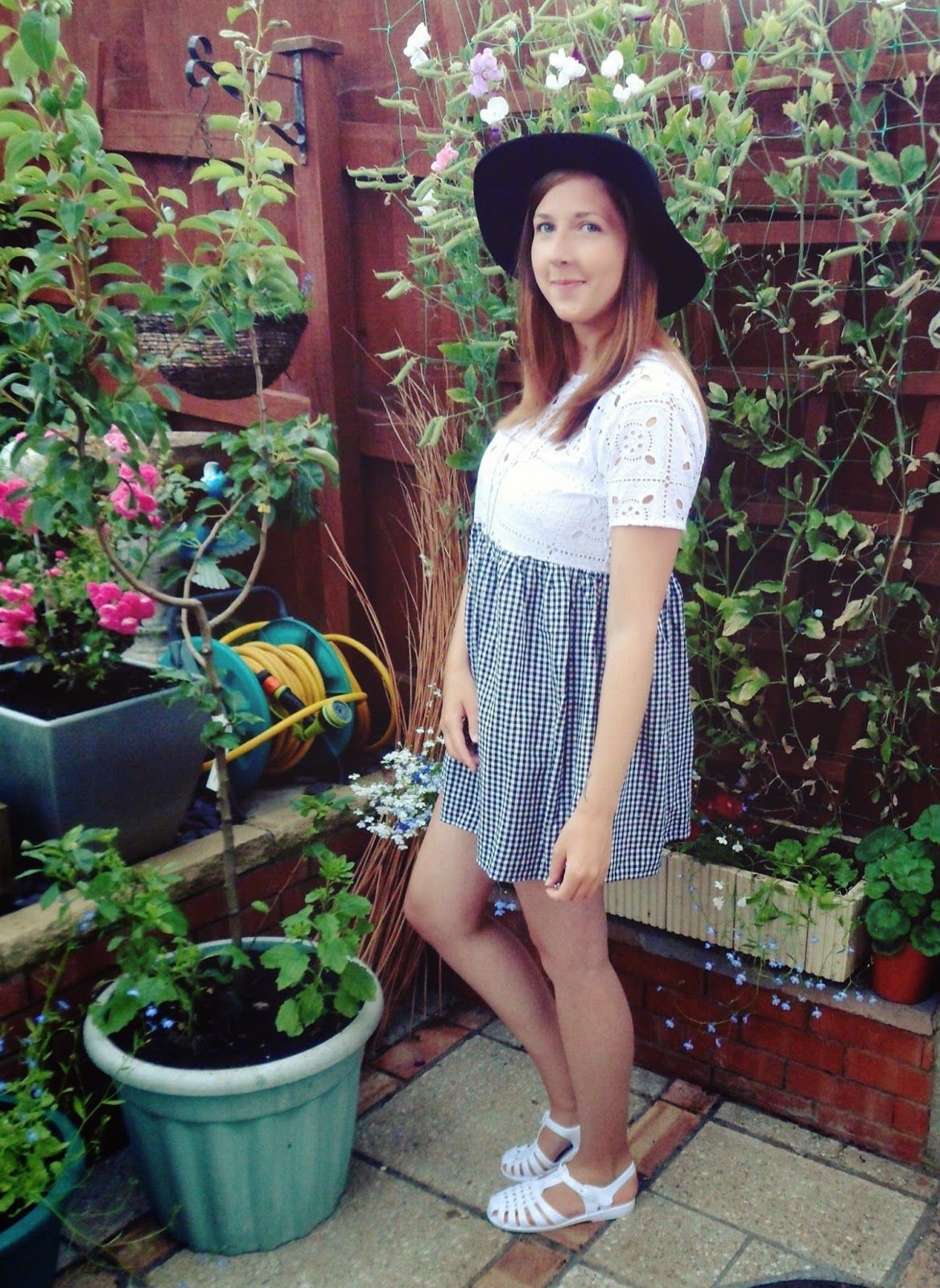 asos, smock dress, fedora hat, jelly shoes, fashion, fbloggers, ootd, wiw 