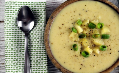 Velvety VEGAN POTATO LEEK SOUP #soup #potato #food