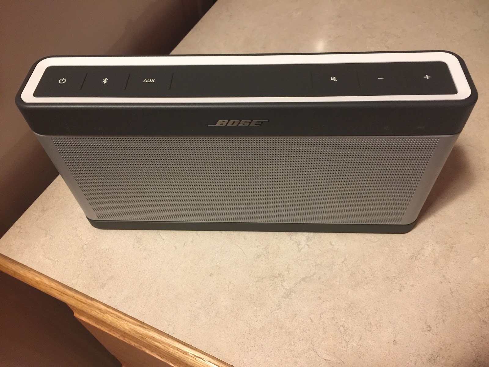 Steve's Sales and Marketing Blog: Bose Soundlink III versus Bose