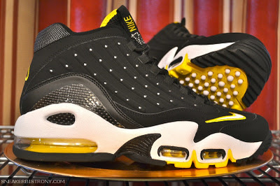 Blurred Vision: Nike Air Griffey Max II â Black/Tour Yellow