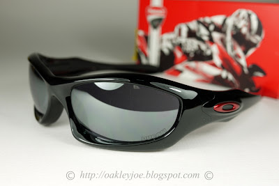 oakley monster dog ducati edition