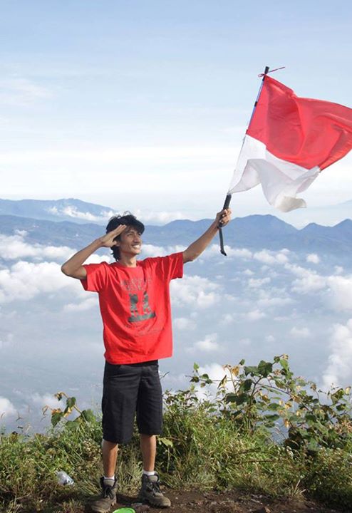 Makrus Pejalan Kaki: Mengapa kamu harus mencintai Indonesia
