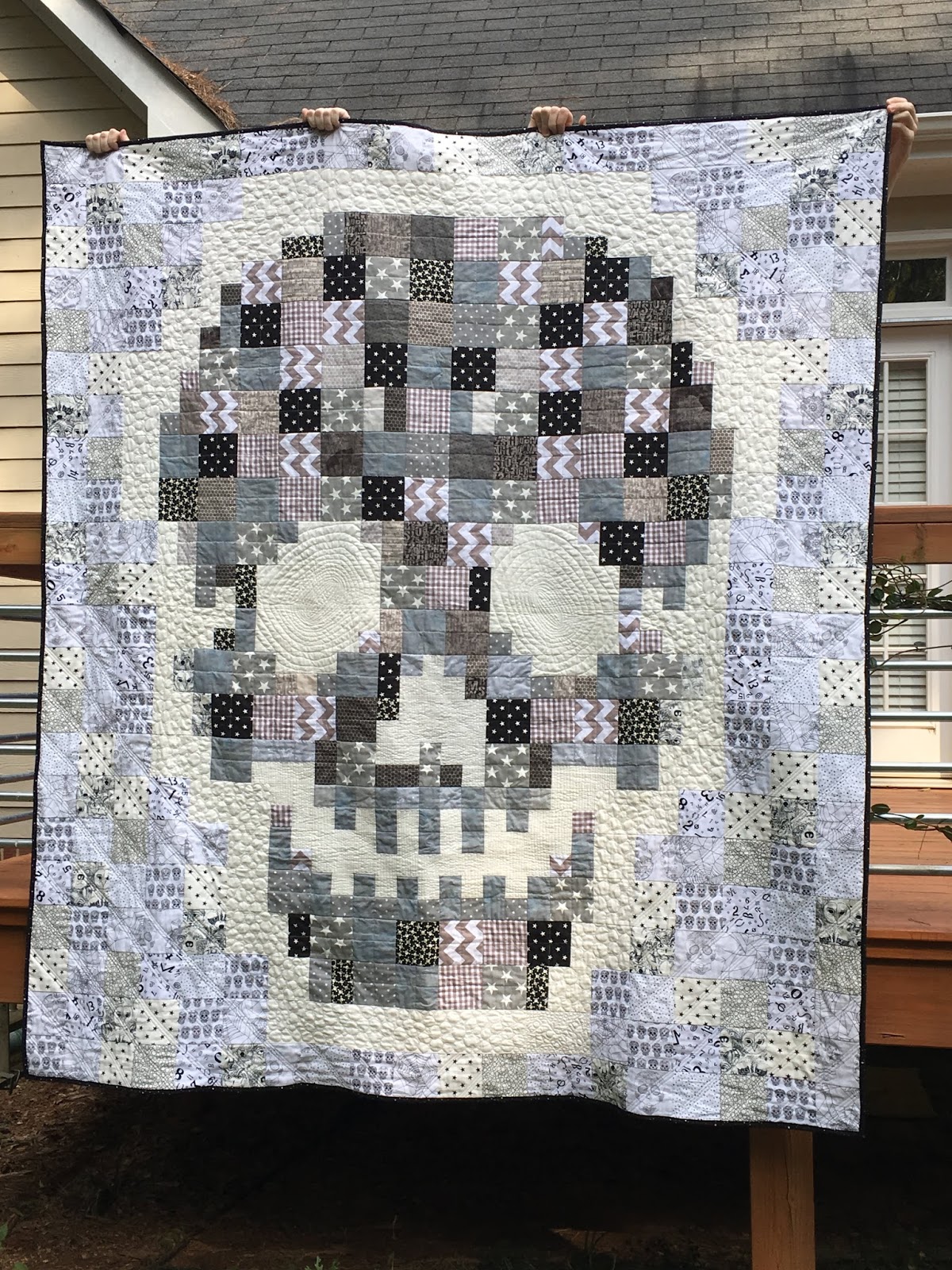 Studio Dragonfly Skull Quilt A Halloween Quilt as a Christmas Gift