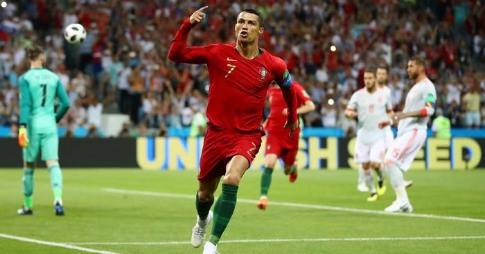 Cristiano Ronaldo epic free kick Goal vs spain 2018 _ Wc (portugal vs spain  3-3) on Make a GIF