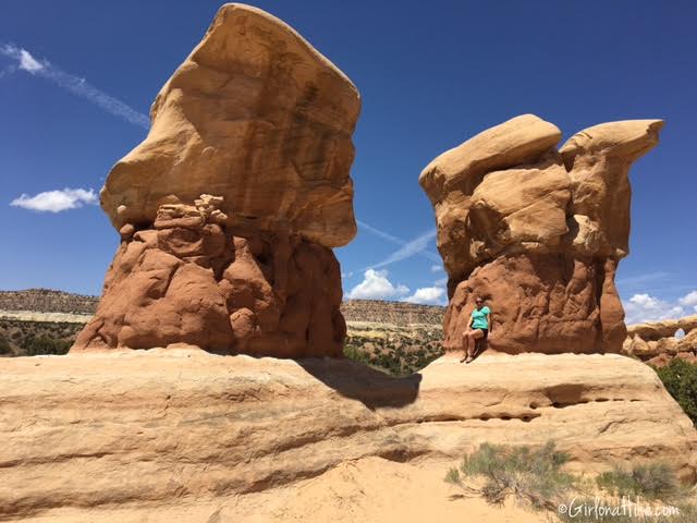 Girl on a Hike: Devil's Garden, Metate Arch