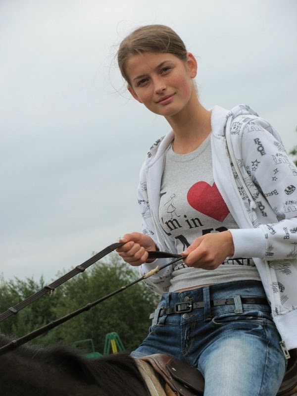 [profiles] Anna Zayachkivska Miss Ukraine World 2013 Biography I M