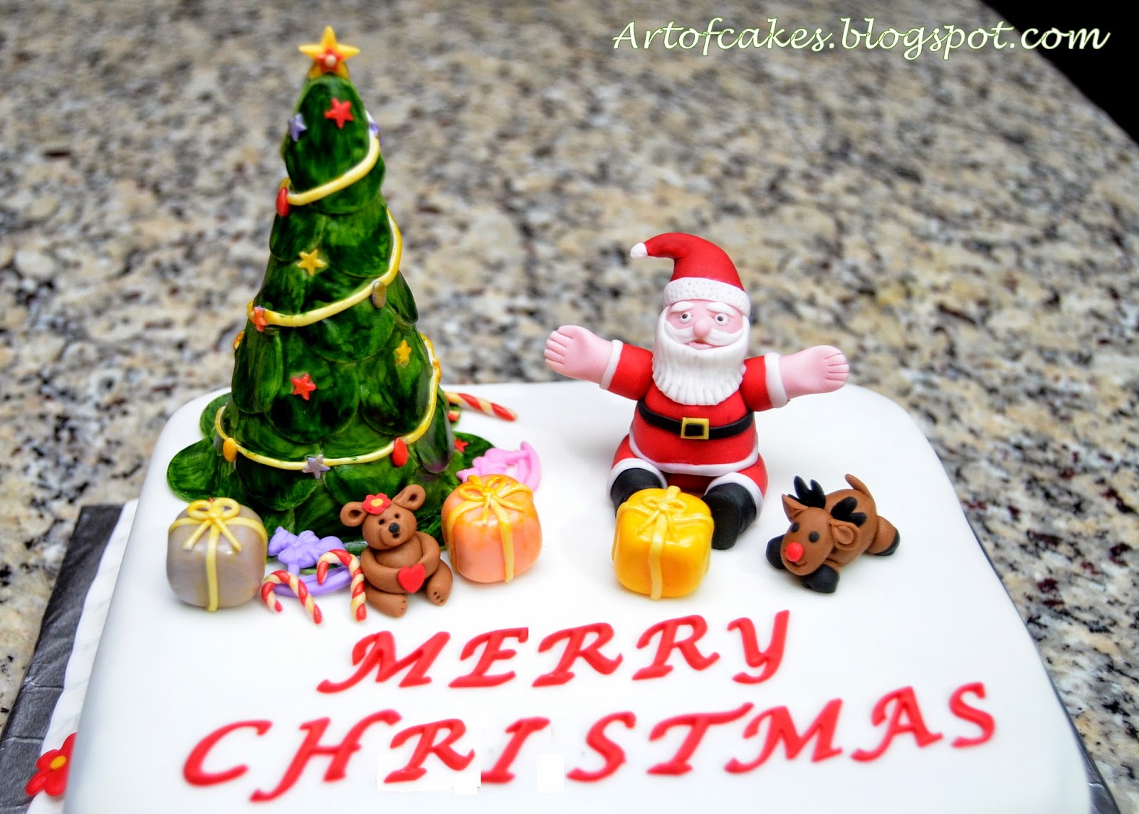 Art Of Cakes: Fondant Christmas Cake with Santa &amp; Christmas tree