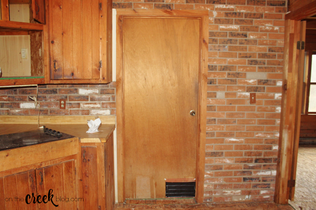 Cabin kitchen renovation | Before Photos
