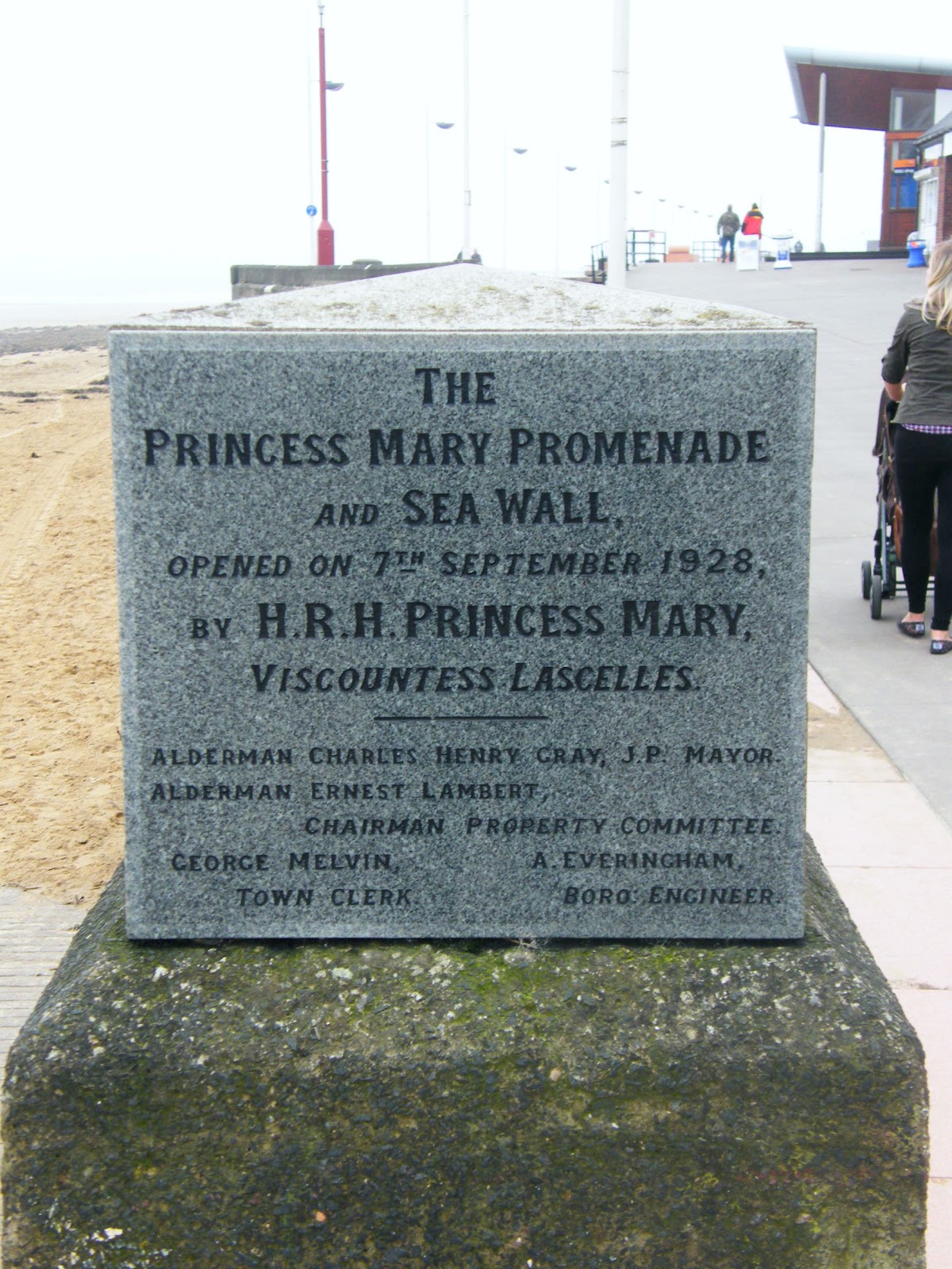 Hull And Hereabouts Nautical Mile Promenade