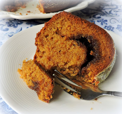 Pumpkin Streusel Cake