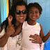 Regina Casé encanta em foto com Roque