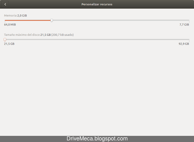 Podemos modificar tamaño de disco y memoria