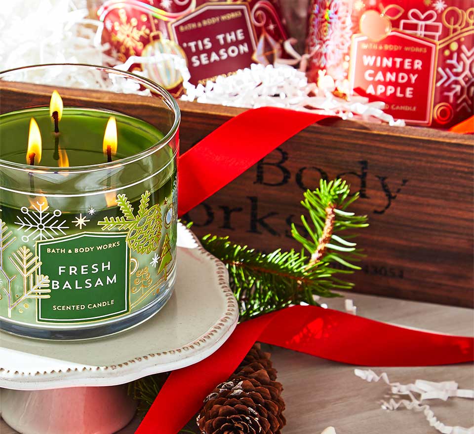 Life Inside The Page Bath Body Works Candle Collections Holiday 2018 October