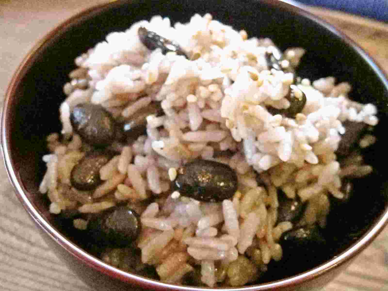 Recipes for Tom Kuromame gohan / steamed rice with black soybeans