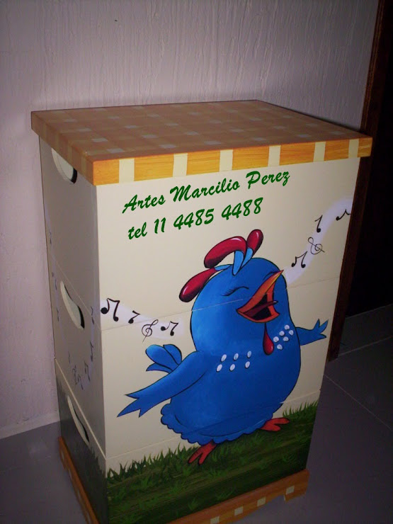 Trio de caixas galinha Pintadinha R$ 130,00
