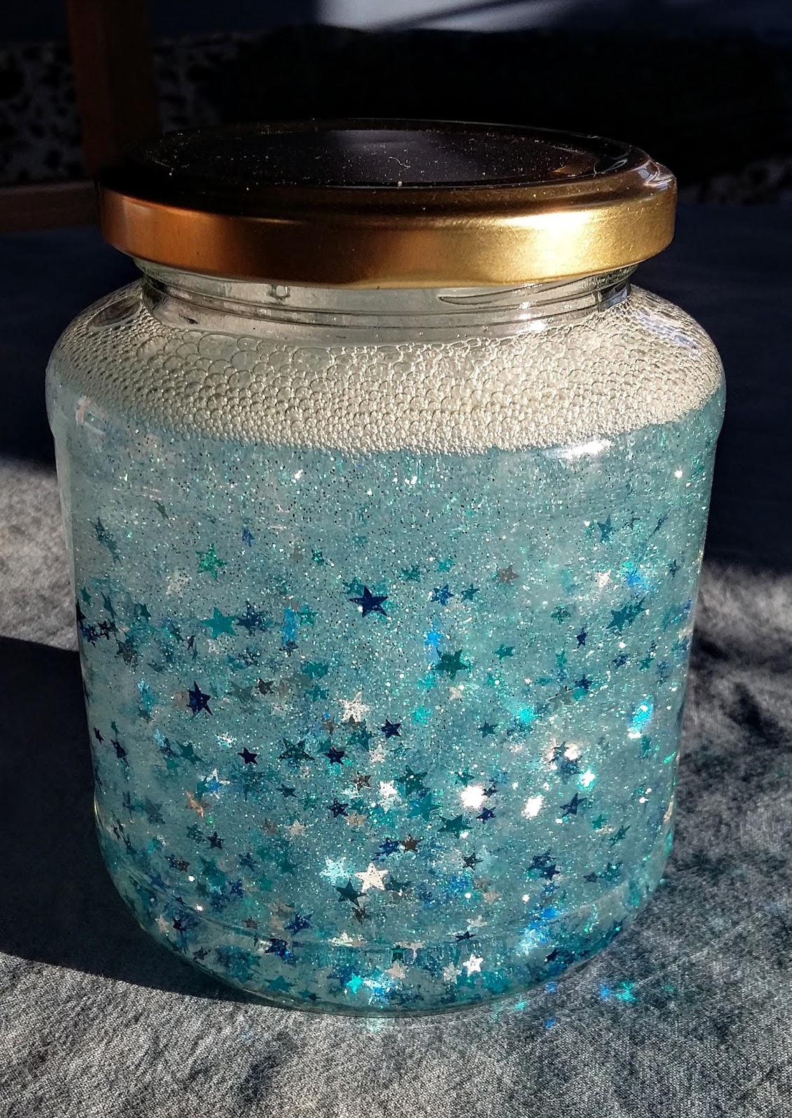 Creative Living Making a calm jar not only for children!