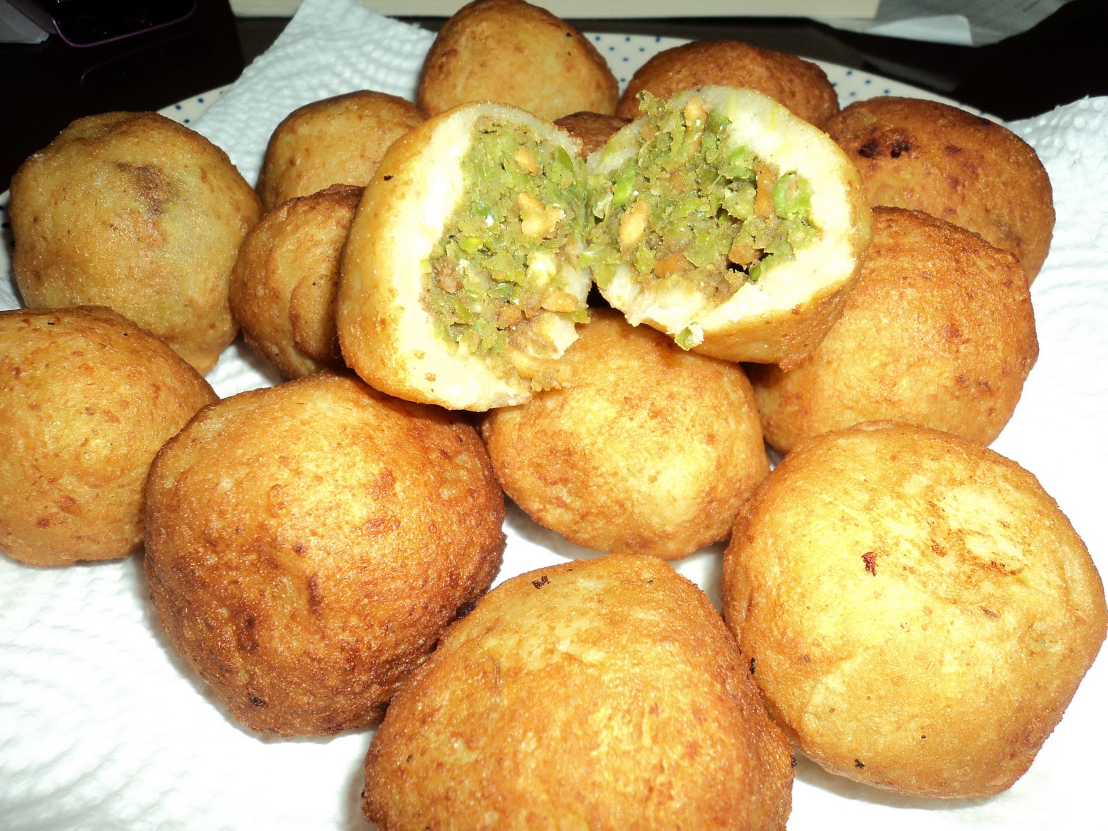 Kachori Rezept, Aloo Kachori Recipe