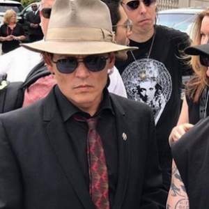 Jhonny Depp se unió a protesta contra la pena de muerte en Arkansas