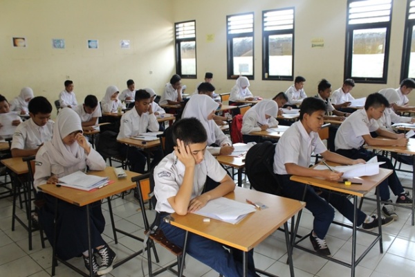Singapura Resmi Hapus Sistem Ujian Akhir Sekolah, Bagaimana dengan Indonesia? Singapura Resmi Hapus Sistem Ujian Akhir Sekolah, Bagaimana dengan Indonesia?
