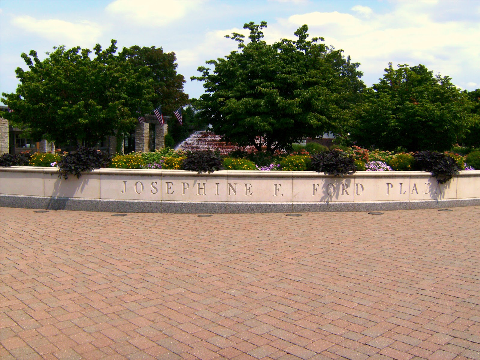 Relevant Tea Leaf 2012 Greenfield Village & Cotswold Cottage Visit