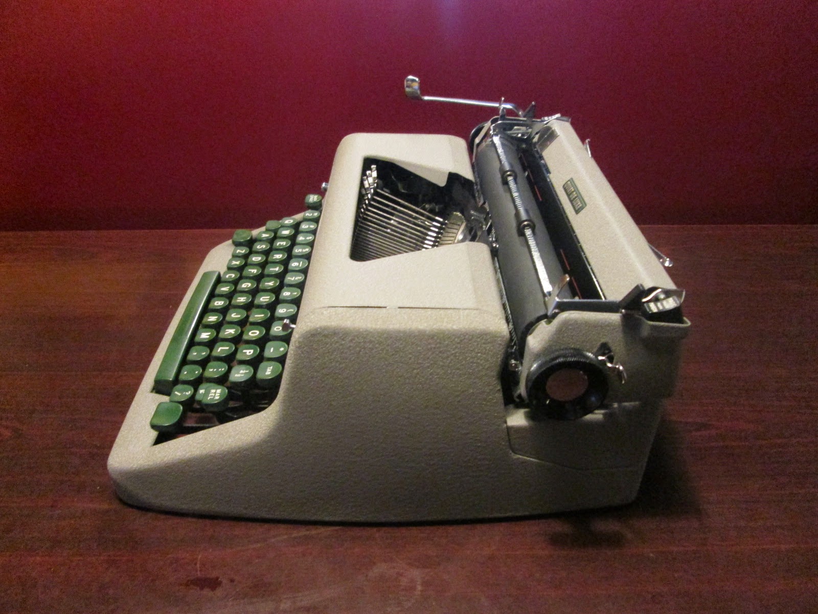 Royal Typewriters 1955 Royal Quiet DeluxeMy favorite typewriter