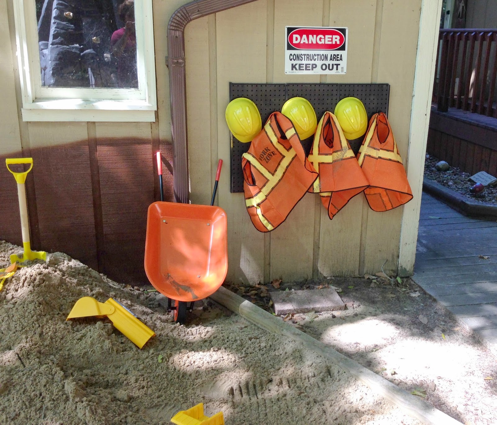 The Thoughtful Spot Day Care: KIDS AT WORK!