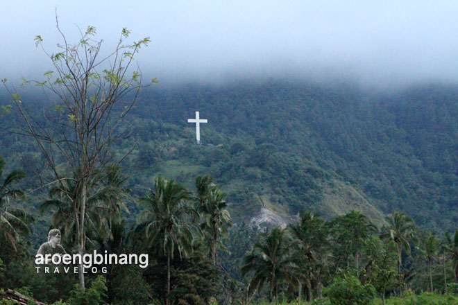 salib raksasa bukit kasih minahasa sulawesi utara