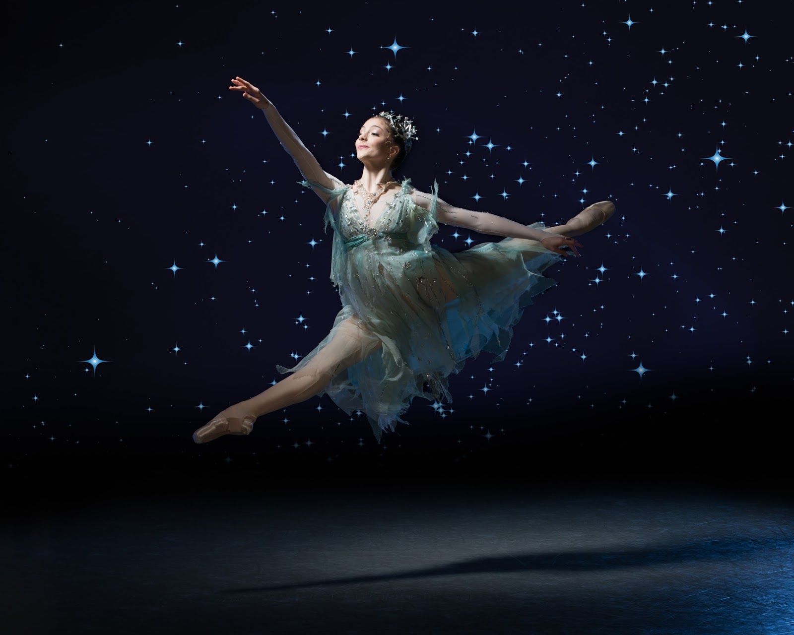 Вариации феи зимы из балета золушка прокофьев. Золушка театр. Фея зимы из балета золушка прокофьева. Прокофьев вариации феи зимы. Вариации феи зимы из балета прокофьева.