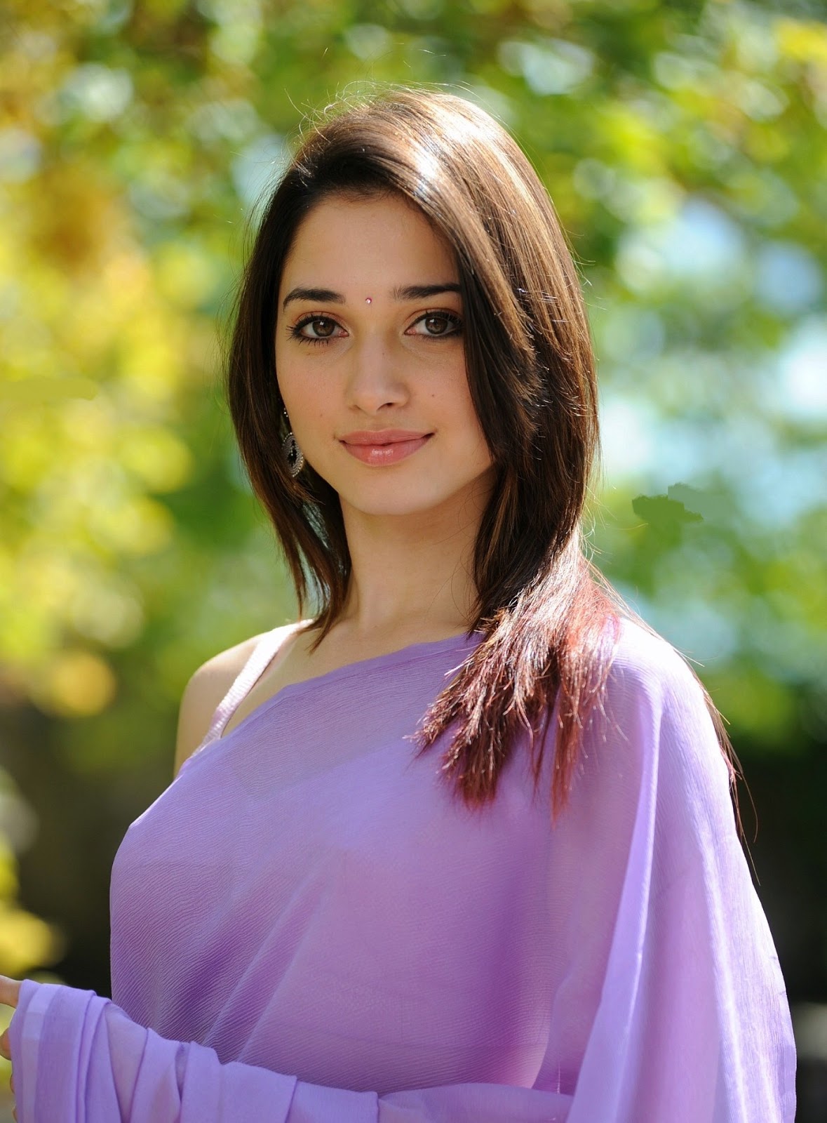 High Quality Bollywood Celebrity Pictures: Tamanna Bhatia Looks ...