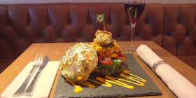 عند معرفتك لثمن وجبة البورجر هذه ستنصدم!