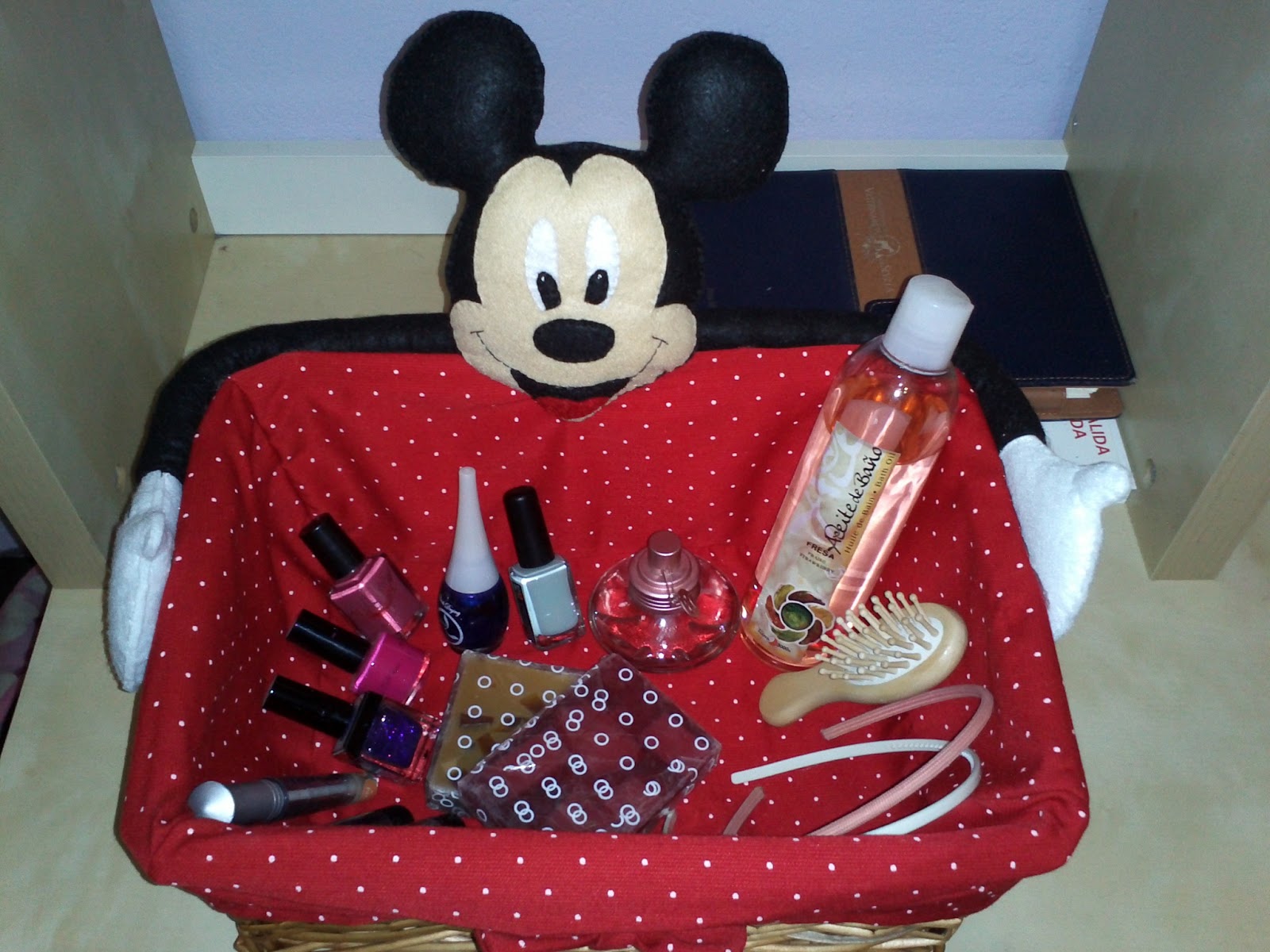 El taller de Cokito Cesta Mickey Mouse