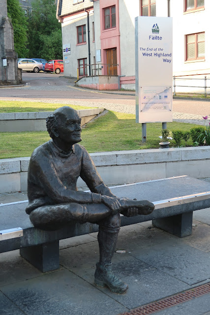 Sore Feet Statue
