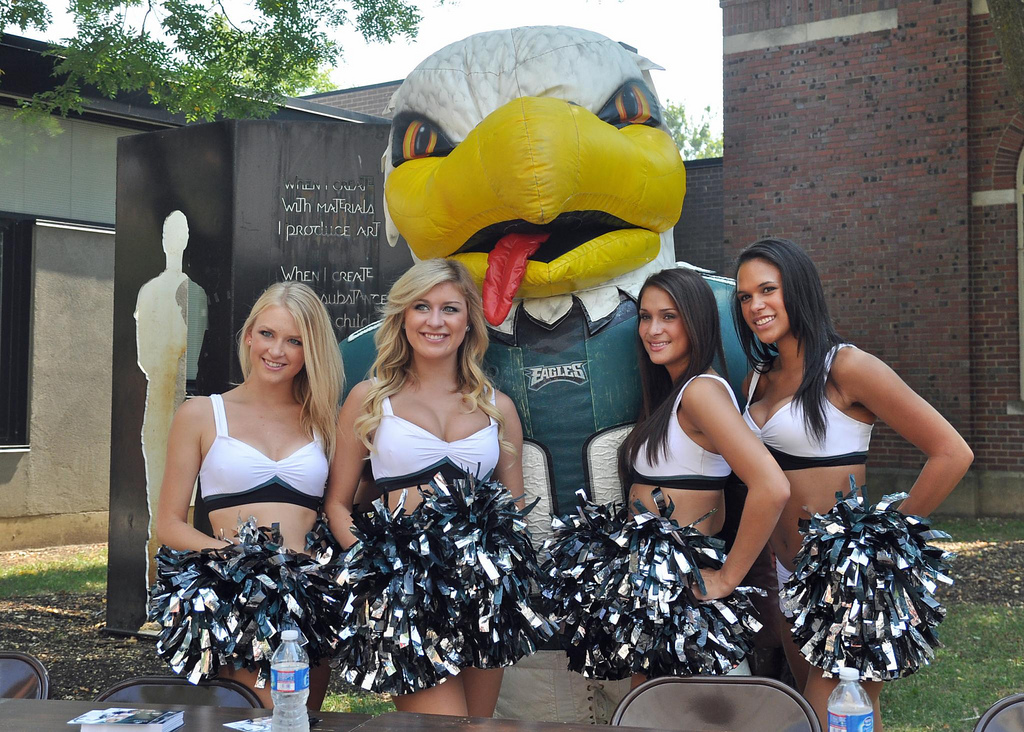 Pro Cheerleader Heaven The Eagles Are A Confusing Team pro-cheerleader-heaven-the-eagles-are-a-confusing-team