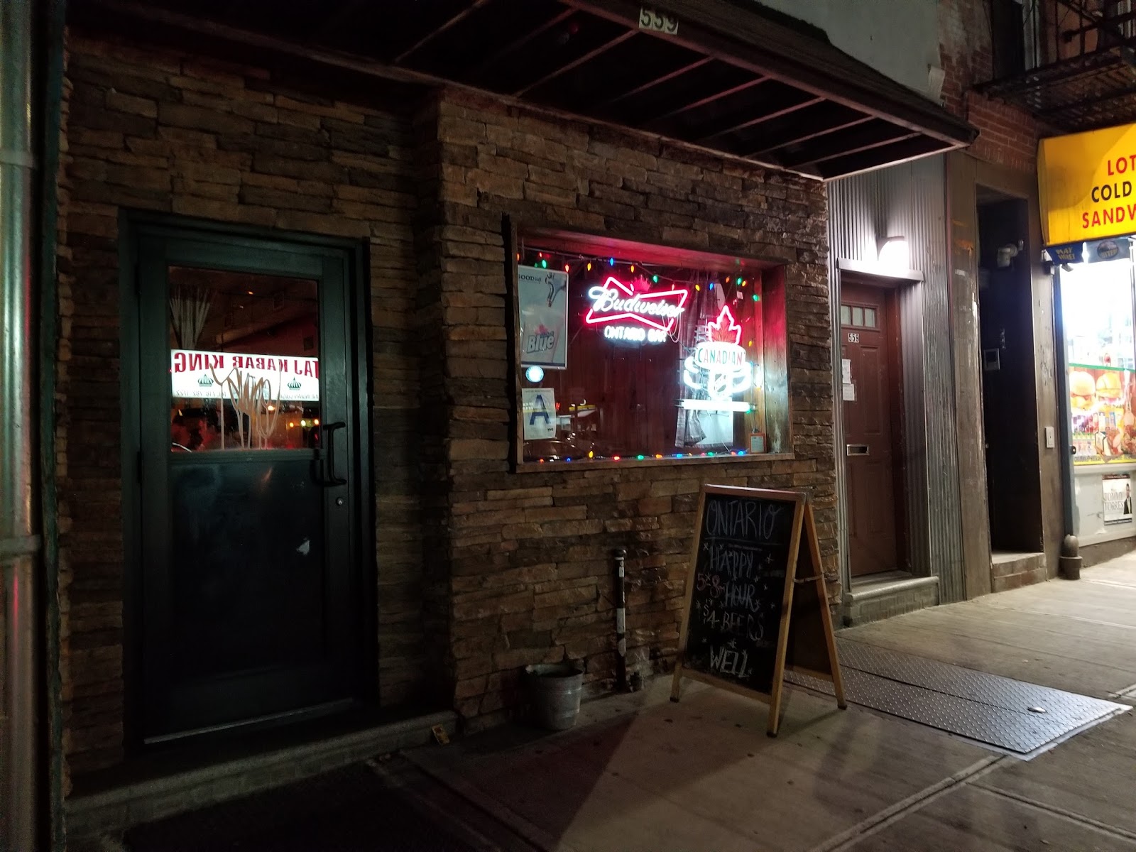 HIMYM Field Trip in NYC { Smile & Carry On }