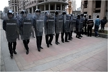 [Image: riot-police.jpg]